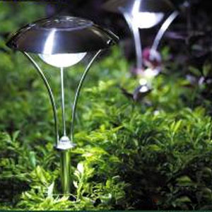 Garden Lighting on Solar Garden Lights Also Use Renewable Energy Sources And Therefore