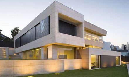 Minimalist Spanish Cliff House by A-Cero