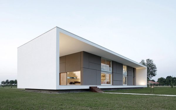 Modern Italian Minimalist Home Design